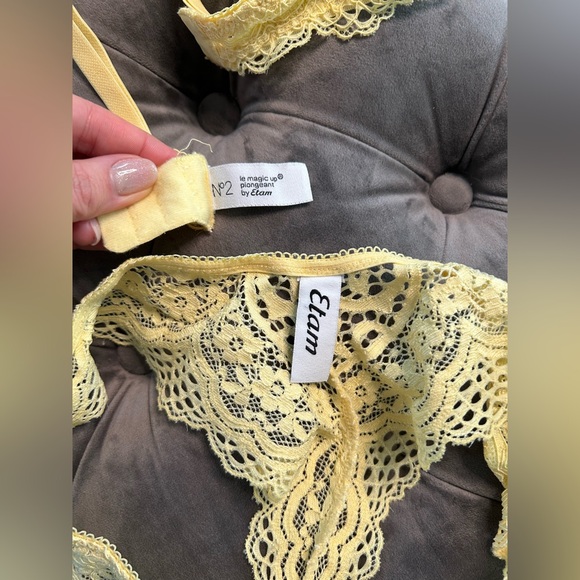Etam Lace Lingerie Set – Le Magic Up Collection - Picture 9 of 9
